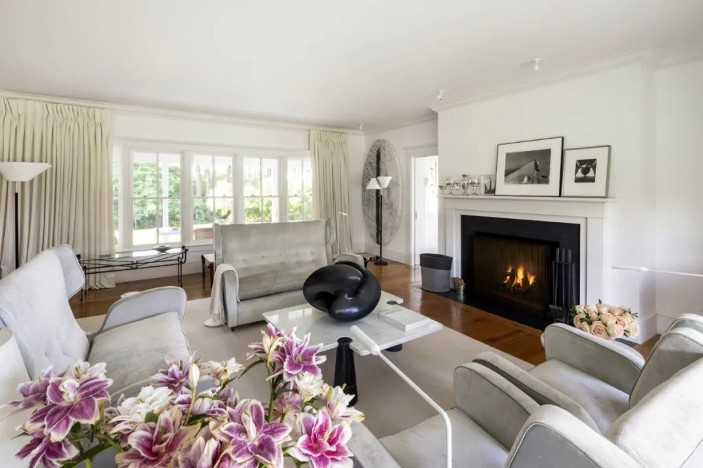 Khu nghỉ dưỡng gia đình cựu Tổng thống Obama thuê tại Martha's Vineyard được rao bán với giá 39 triệu USD- Ảnh 3.