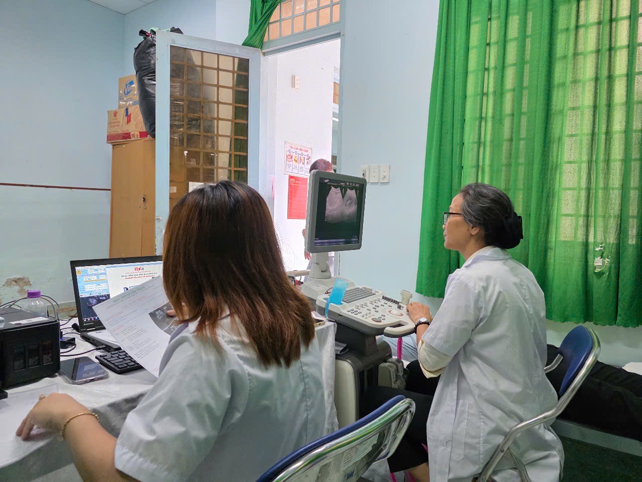 Bệnh viện Lê Văn Thịnh hỗ trợ khám sức khỏe và tư vấn phòng dịch tại Trung tâm Điều dưỡng Tâm thần Tân Định- Ảnh 3.