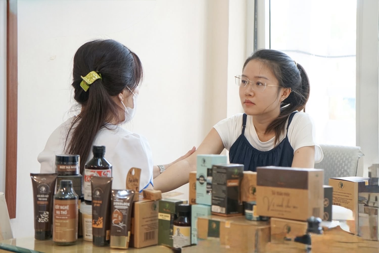 Bệnh viện Phụ sản MêKông tổ chức lớp học tiền sản: Trang bị kiến thức phòng ngừa bệnh lây truyền từ mẹ sang con cho thai phụ- Ảnh 5. Bệnh viện Phụ sản MêKông tổ chức lớp học tiền sản: Trang bị kiến thức phòng ngừa bệnh lây truyền từ mẹ sang con cho thai phụ- Ảnh 5.
