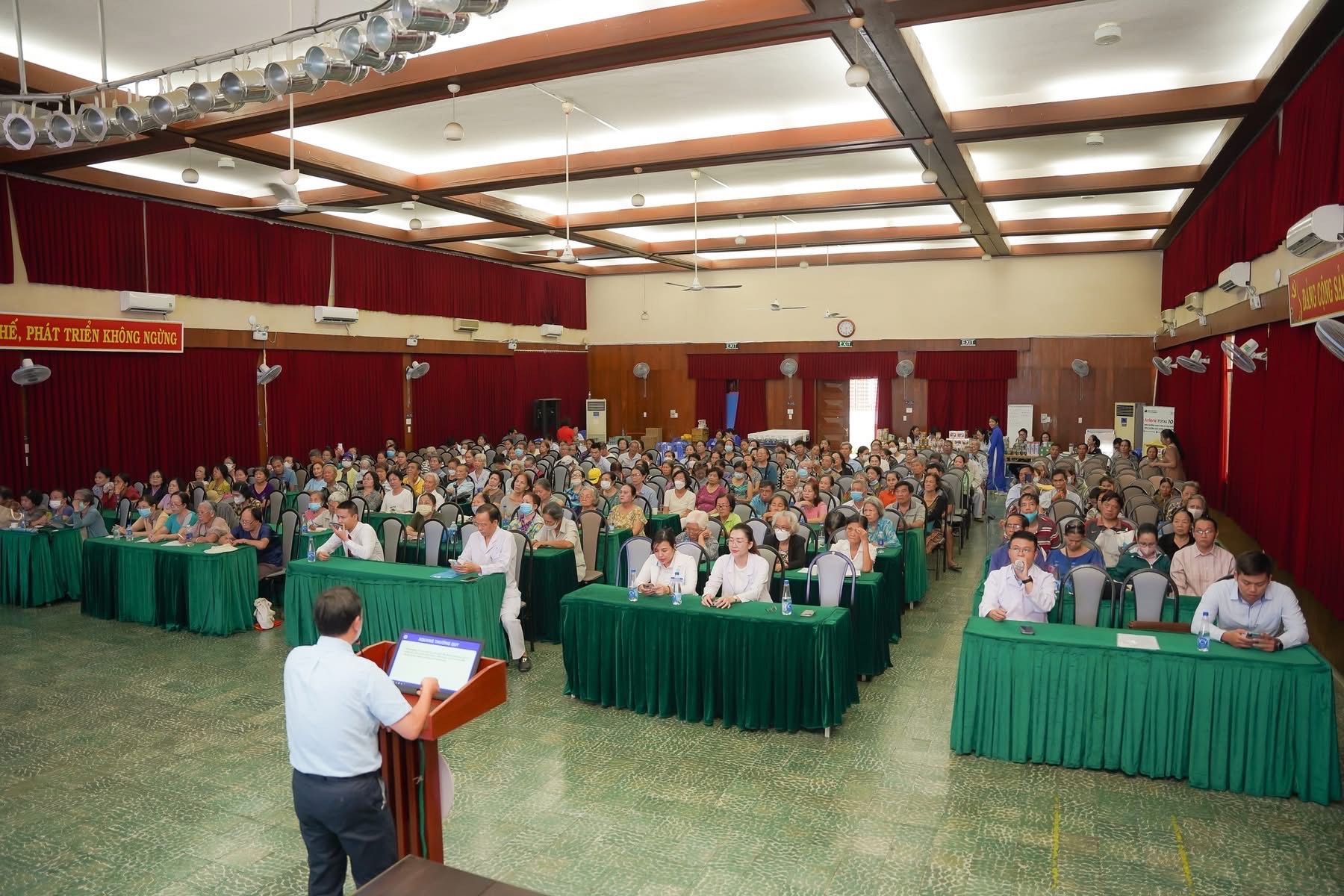 FLS Chuẩn Bạc - Giải Pháp Ngăn Ngừa Tái Gãy Xương tại Bệnh viện Thống Nhất- Ảnh 2. FLS Chuẩn Bạc - Giải Pháp Ngăn Ngừa Tái Gãy Xương tại Bệnh viện Thống Nhất- Ảnh 2.