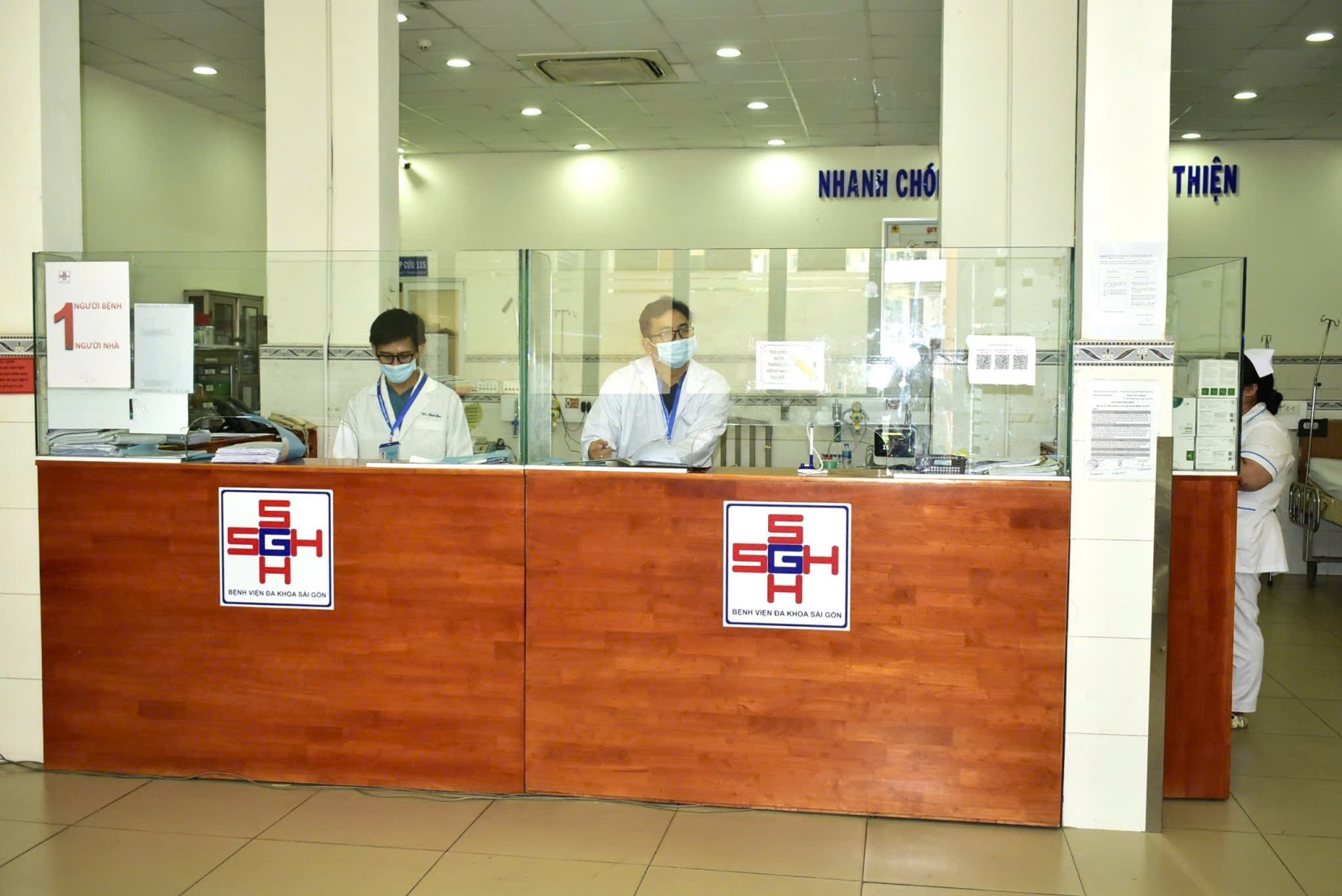 Bệnh viện Đa khoa Sài Gòn: sẵn sàng công tác y tế vào dịp lễ 30-4, đặc biệt là buổi lễ diễu binh kỷ niệm 50 năm thống nhất đất nước- Ảnh 4. Bệnh viện Đa khoa Sài Gòn: sẵn sàng công tác y tế vào dịp lễ 30-4, đặc biệt là buổi lễ diễu binh kỷ niệm 50 năm thống nhất đất nước- Ảnh 4.