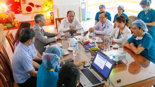 Tp.Hồ Chí Minh: 50 Năm Thống Nhất – Hành Trình Vươn Tầm Y Tế Đông Nam Á- Ảnh 2. Tp.Hồ Chí Minh: 50 Năm Thống Nhất – Hành Trình Vươn Tầm Y Tế Đông Nam Á- Ảnh 2.