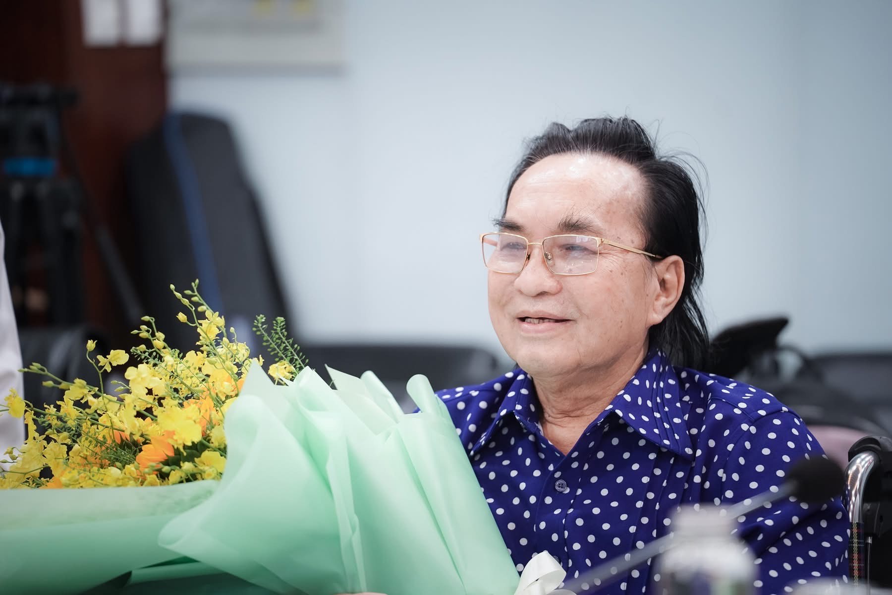 Hồi Sinh Kỳ Diệu: ECMO Khẩn Cấp và Quy Trình Báo Động Đỏ Cứu Sống NSND Thanh Tuấn- Ảnh 3. Hồi Sinh Kỳ Diệu: ECMO Khẩn Cấp và Quy Trình Báo Động Đỏ Cứu Sống NSND Thanh Tuấn- Ảnh 3.