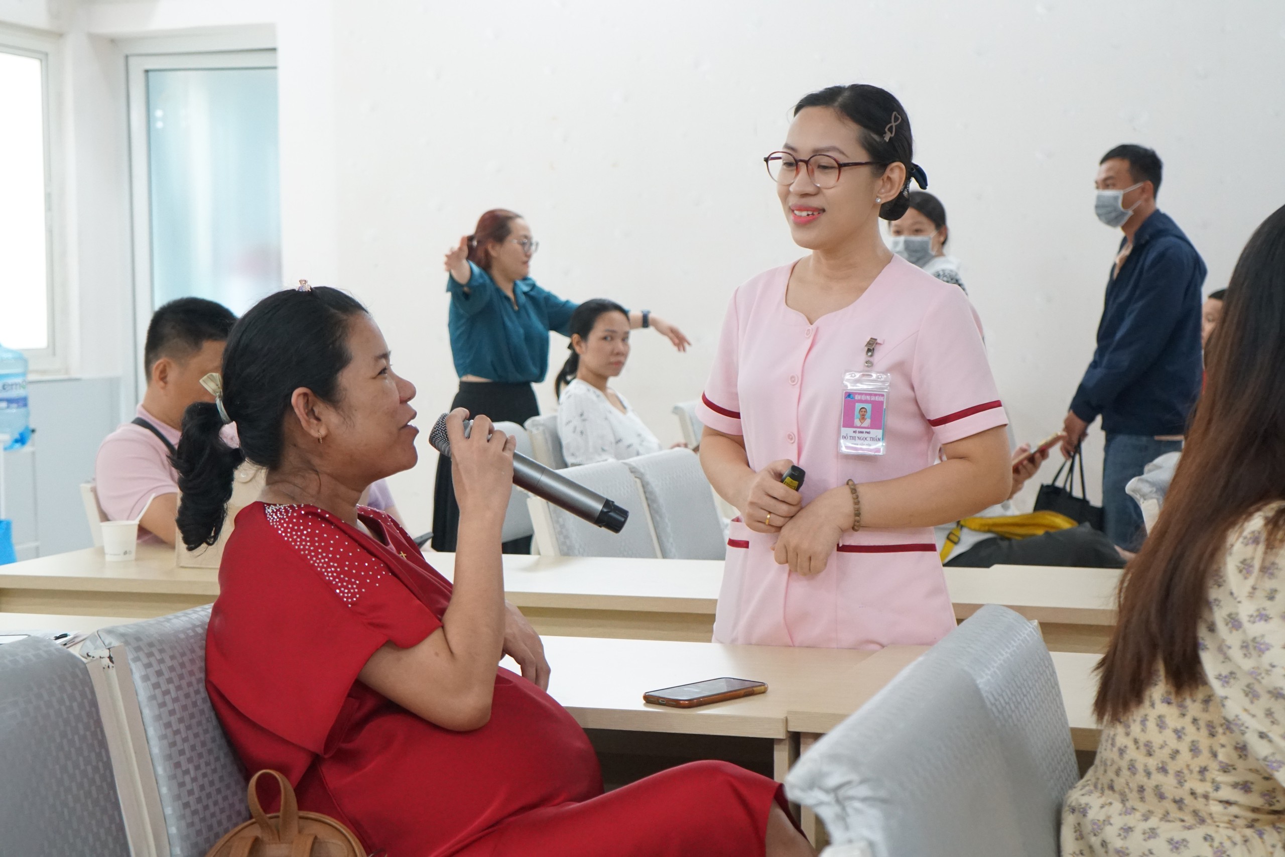 Lớp học tiền sản tại Bệnh viện Phụ sản Mêkông – Hành trình chăm sóc mẹ và bé trong từng giai đoạn thai kỳ- Ảnh 3. Lớp học tiền sản tại Bệnh viện Phụ sản Mêkông – Hành trình chăm sóc mẹ và bé trong từng giai đoạn thai kỳ- Ảnh 3.