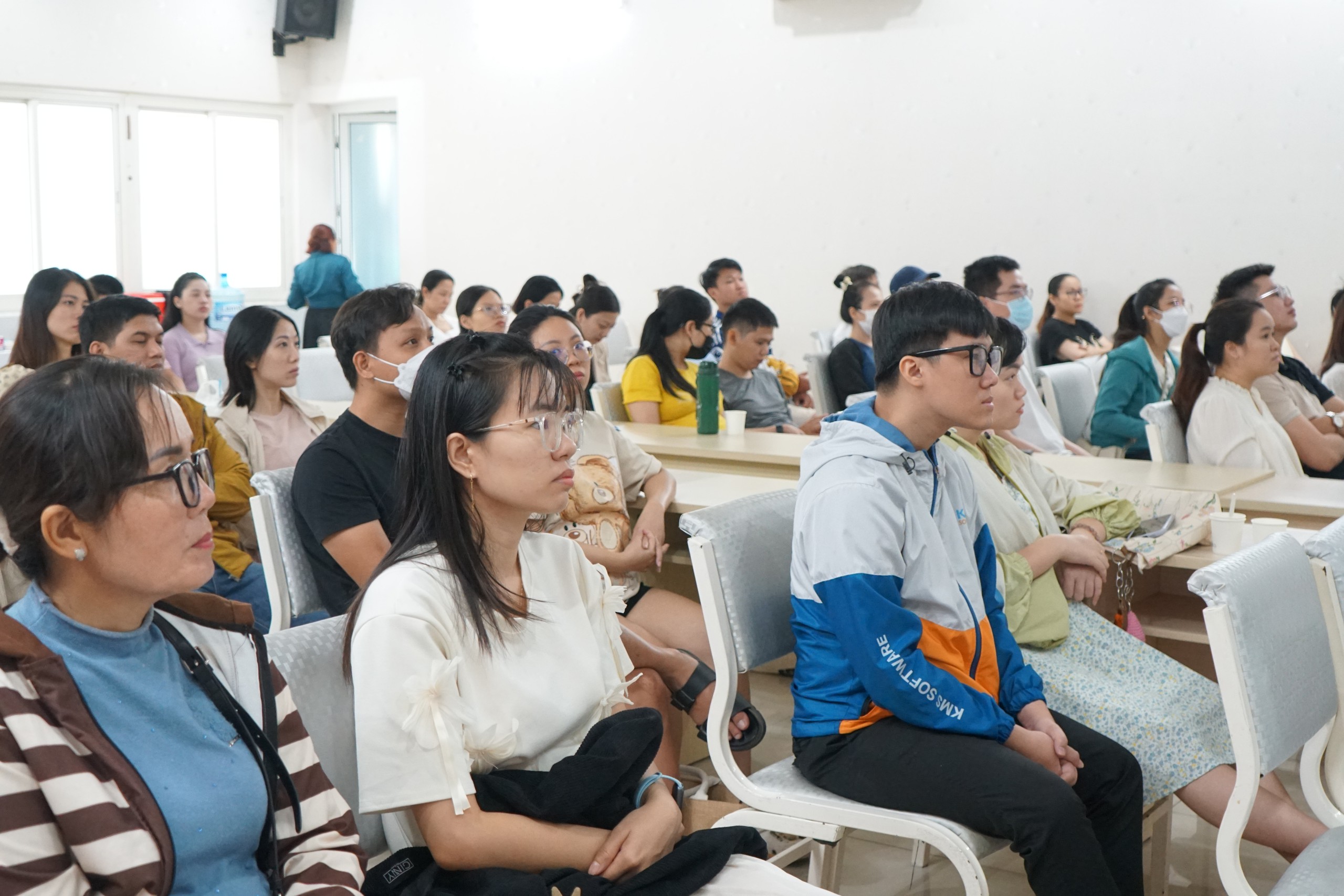 Lớp học tiền sản tại Bệnh viện Phụ sản Mêkông – Hành trình chăm sóc mẹ và bé trong từng giai đoạn thai kỳ- Ảnh 6. Lớp học tiền sản tại Bệnh viện Phụ sản Mêkông – Hành trình chăm sóc mẹ và bé trong từng giai đoạn thai kỳ- Ảnh 6.