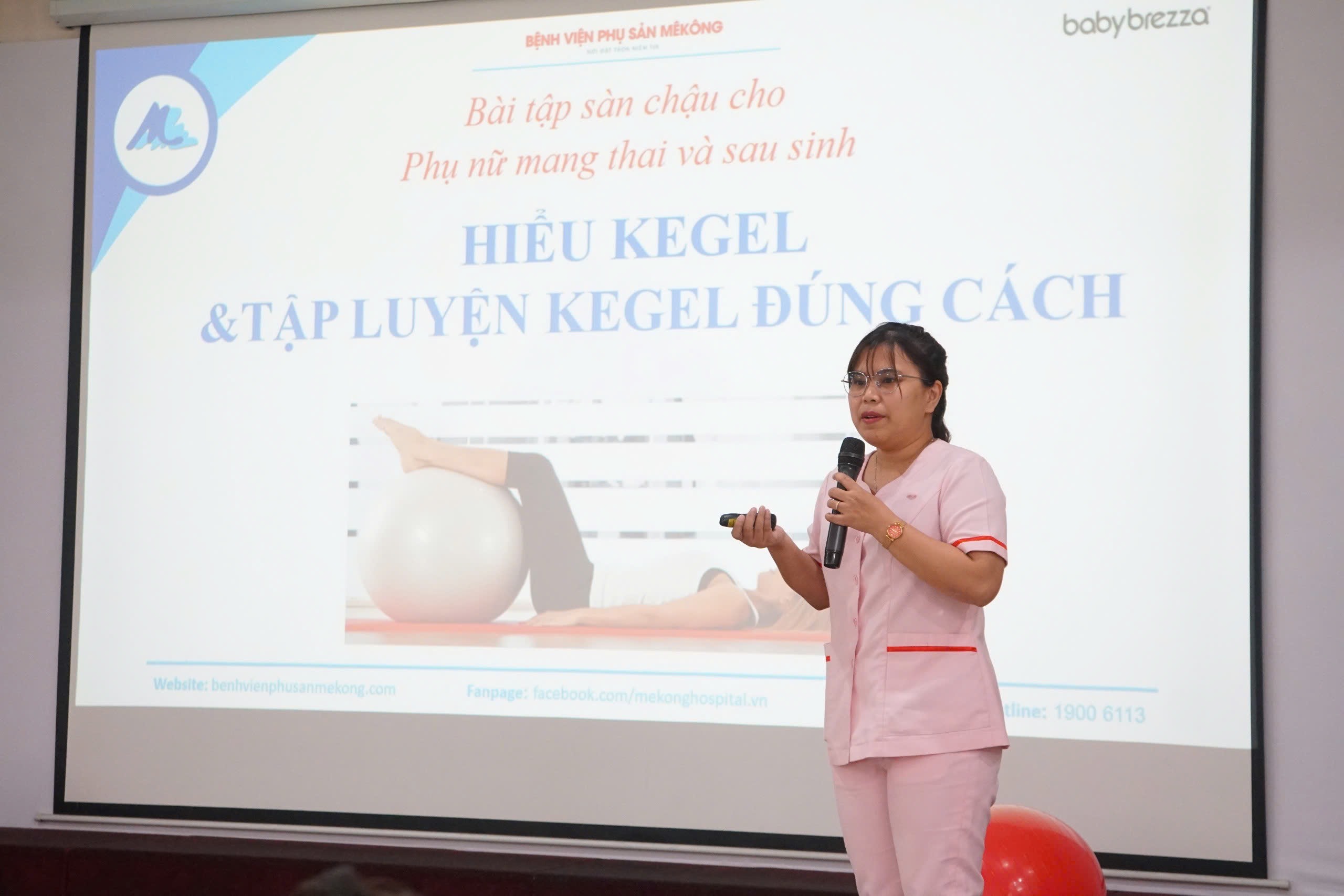 CNĐD. Nguyễn Yến Phụng - Hộ sinh trưởng Khoa Khám bệnh. CNĐD. Nguyễn Yến Phụng - Hộ sinh trưởng Khoa Khám bệnh.