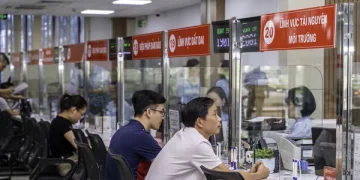 Ngày đầu hoạt động Trung tâm hành chính công một cấp ở Quảng Ninh