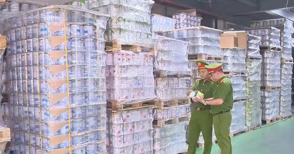 Tp.Hồ Chí Minh ra quân tổng kiểm tra an toàn thực phẩm nhóm sản phẩm sữa chế biến, dinh dưỡng đặc biệt- Ảnh 1. Tp.Hồ Chí Minh ra quân tổng kiểm tra an toàn thực phẩm nhóm sản phẩm sữa chế biến, dinh dưỡng đặc biệt- Ảnh 1.