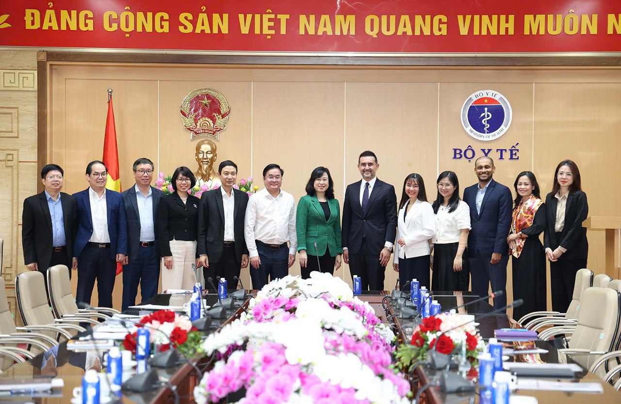 Sanofi đề xuất 5 lĩnh vực hợp tác với Bộ Y tế, góp phần thúc đẩy ngành công nghiệp Dược tại Việt Nam - Ảnh 1.