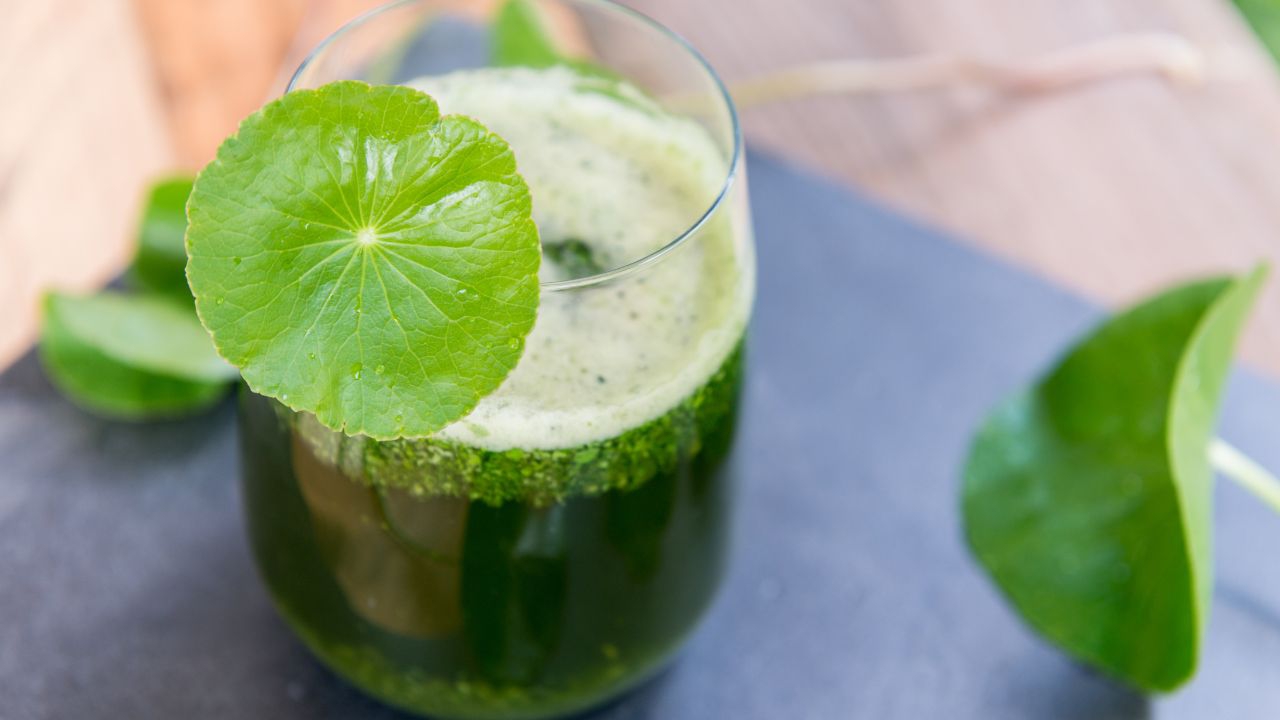 Buổi sáng nên dùng thứ nước Buổi sáng nên dùng thứ nước