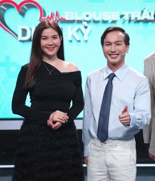 Nữ diễn viên phải mổ 2 lần cắt bỏ buồng trứng, vẫn sinh được con nhờ một người- Ảnh 2.