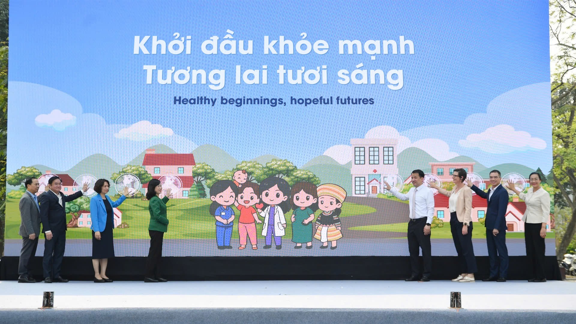 Khởi đầu khỏe mạnh, tương lai tươi sáng- Ảnh 1. Khởi đầu khỏe mạnh, tương lai tươi sáng- Ảnh 1.