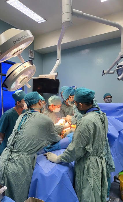 Bệnh viện Nhân Dân Gia Định: Điều trị thành công cho người bệnh béo phì bị gãy xương chậu bằng công nghệ dựng hình 3D- Ảnh 2.
